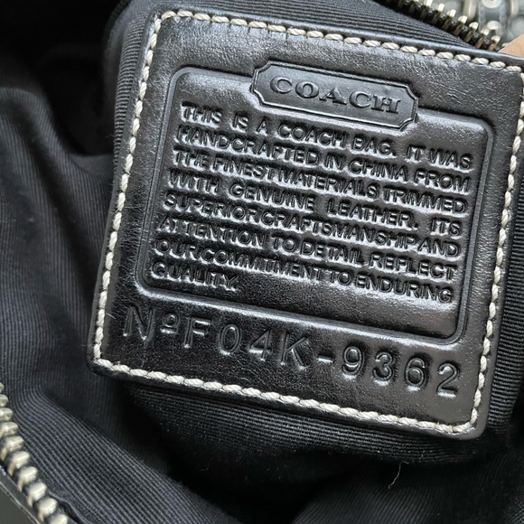 Coach Signature Handbag F0K-9362 plus wallet - Picture 7 of 8